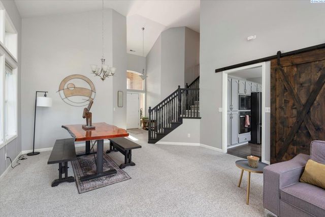 2918 W 43rd Ct, Kennewick, WA 99337