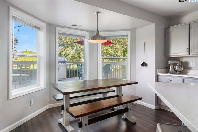 2918 W 43rd Ct, Kennewick, WA 99337