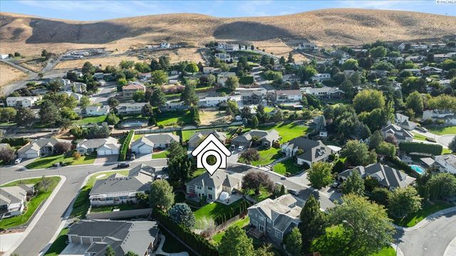 2918 W 43rd Ct, Kennewick, WA 99337
