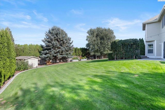 2918 W 43rd Ct, Kennewick, WA 99337