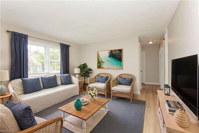 502 Homestead AVE, Hampton, VA 23661