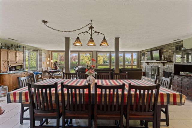 70328 Lakeview Drive, Edwardsburg, MI 49112
