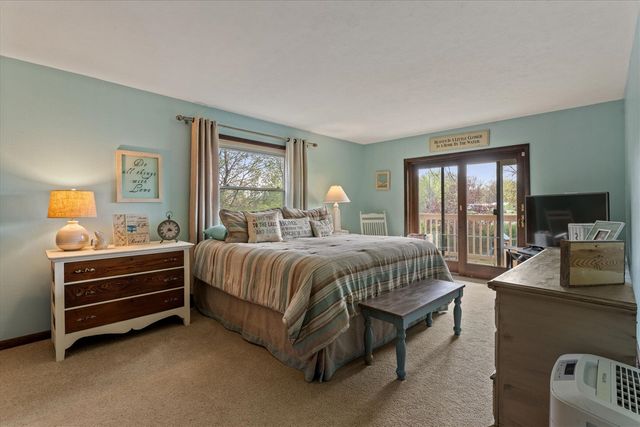 70328 Lakeview Drive, Edwardsburg, MI 49112
