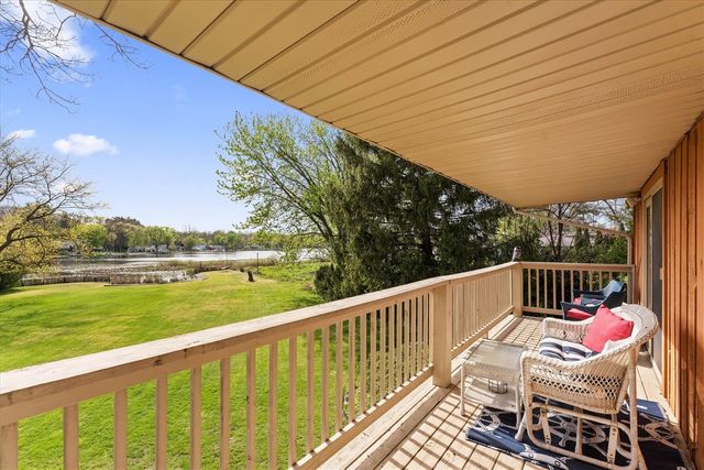 70328 Lakeview Drive, Edwardsburg, MI 49112