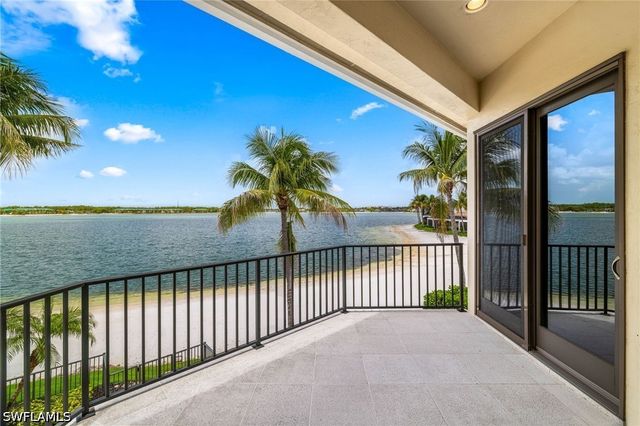 11759 Via Savona CT, Miromar Lakes, FL 33913