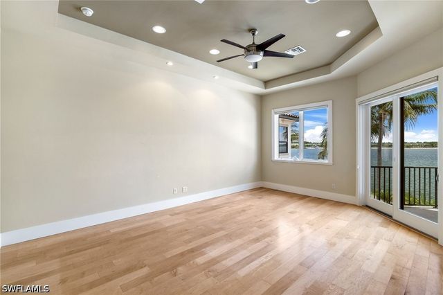 11759 Via Savona CT, Miromar Lakes, FL 33913