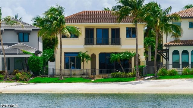 11759 Via Savona CT, Miromar Lakes, FL 33913