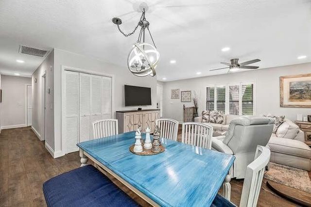 1960 Derby Trail, Wellington, FL 33414