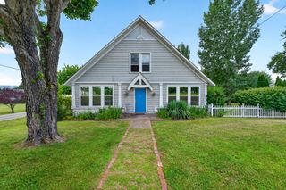 101 Country Dr, Cowan, TN 37318