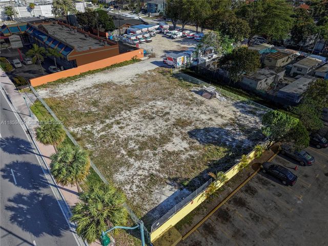 4350 SW 8th Street, Coral Gables, FL 33134