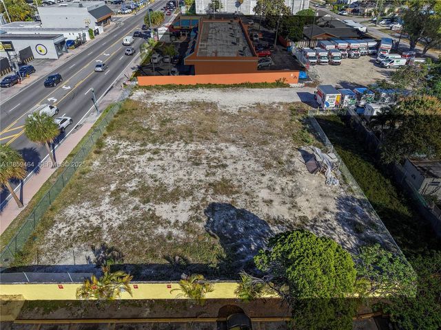 4350 SW 8th Street, Coral Gables, FL 33134