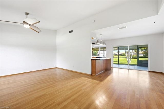 223 Charity CT L5, Naples, FL 34112