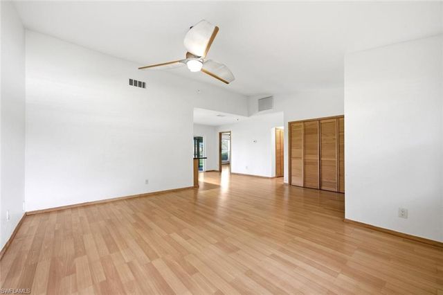 223 Charity CT L5, Naples, FL 34112