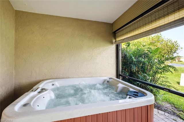 223 Charity CT L5, Naples, FL 34112