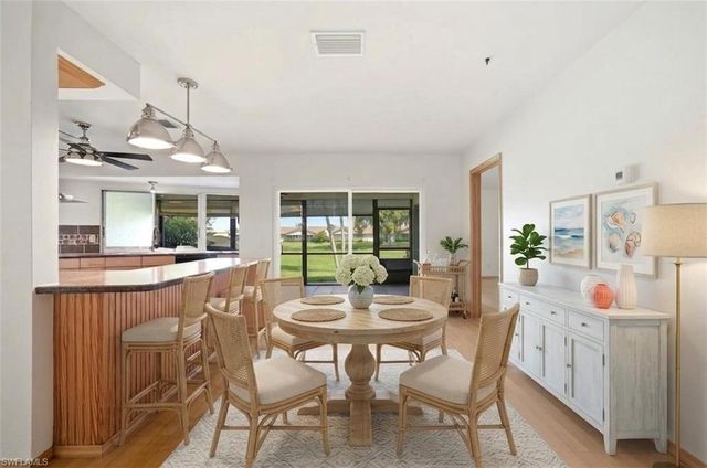 223 Charity CT L5, Naples, FL 34112