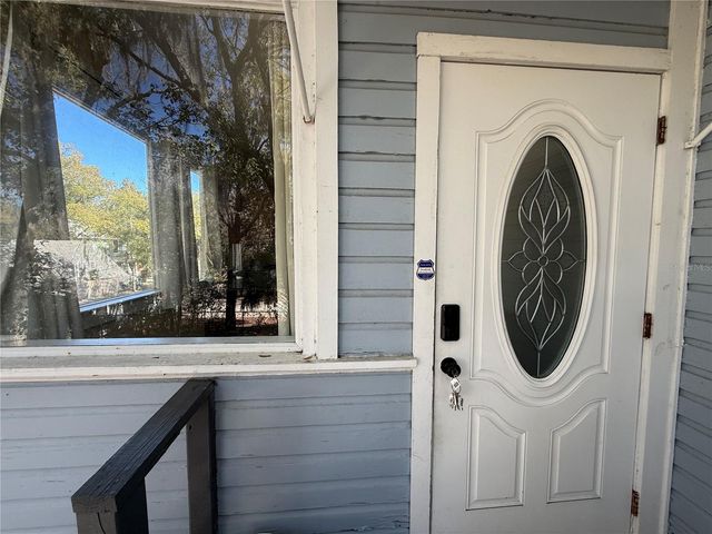 824 E UNIVERSITY AVENUE C, Gainesville, FL 32601