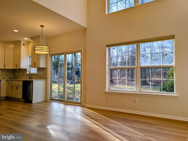 111 HARVARD CIR, Princeton, NJ 08540