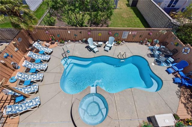 832 Surfside AVE, Virginia Beach, VA 23451