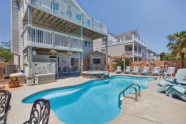 832 Surfside AVE, Virginia Beach, VA 23451