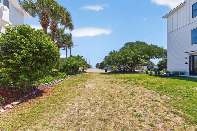 832 Surfside AVE, Virginia Beach, VA 23451