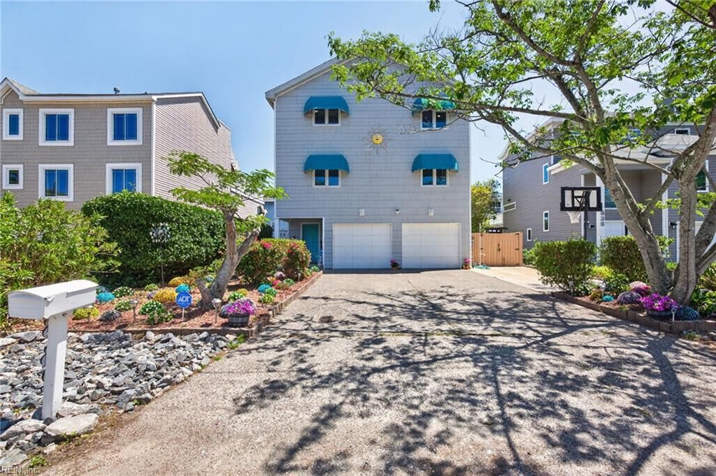 832 Surfside AVE, Virginia Beach, VA 23451