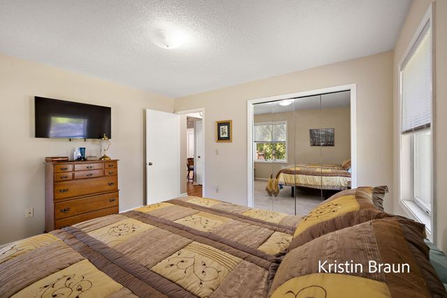 1075 Walnut Grove Drive 27, Muskegon, MI 49441
