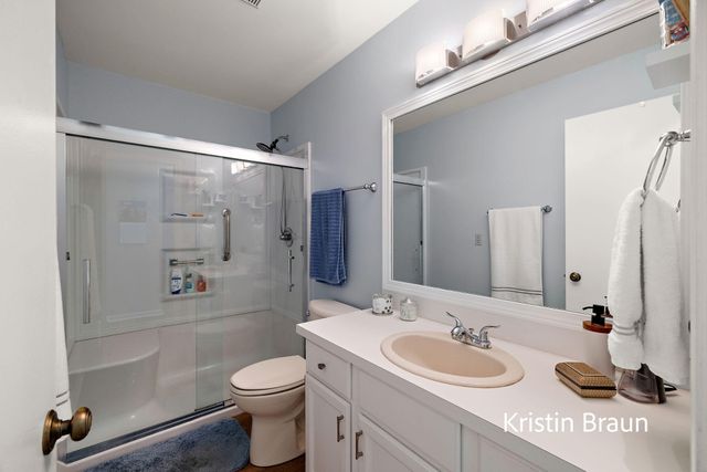 1075 Walnut Grove Drive 27, Muskegon, MI 49441