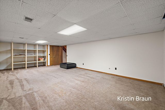 1075 Walnut Grove Drive 27, Muskegon, MI 49441