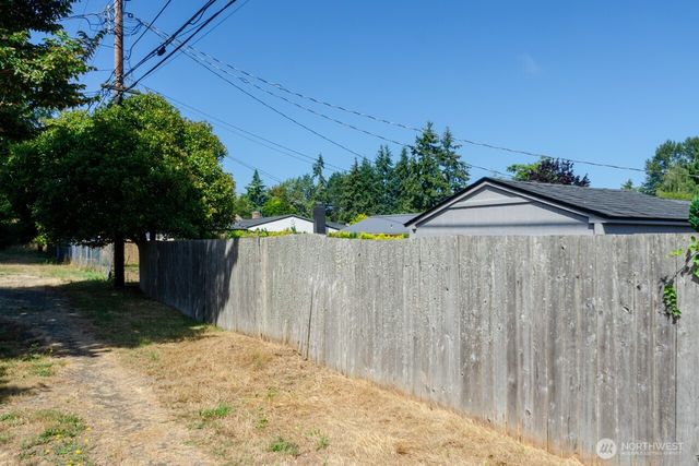 5410 N 40th Street, Tacoma, WA 98407