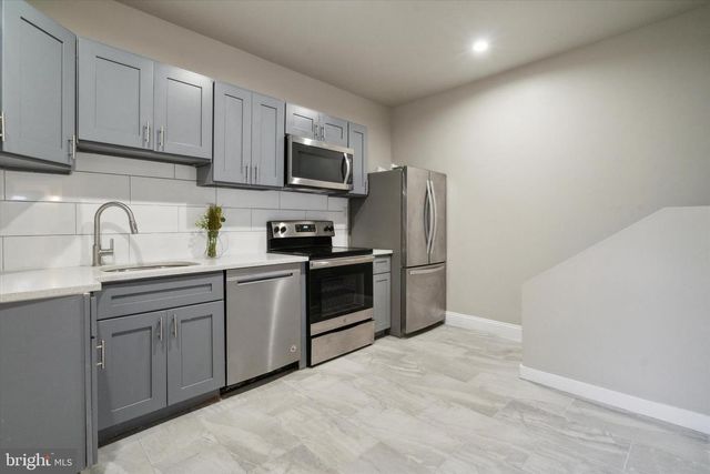 1127 N LEE ST, Philadelphia, PA 19123