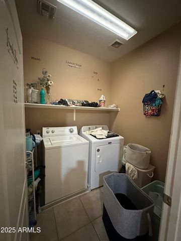 28550 N SUNSET Drive, San Tan Valley, AZ 85143