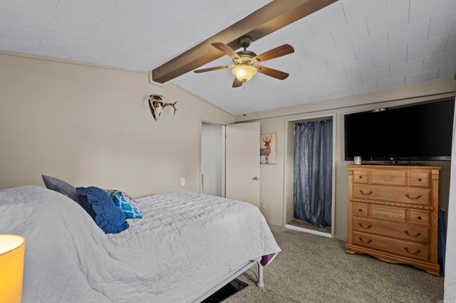 4 Persimmon Ln, Tumbling Shoals, AR 72581
