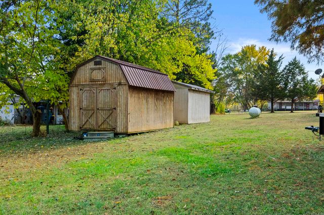 4 Persimmon Ln, Tumbling Shoals, AR 72581