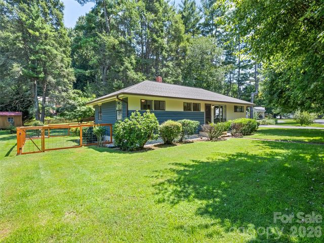 713 Brown Avenue, Waynesville, NC 28786