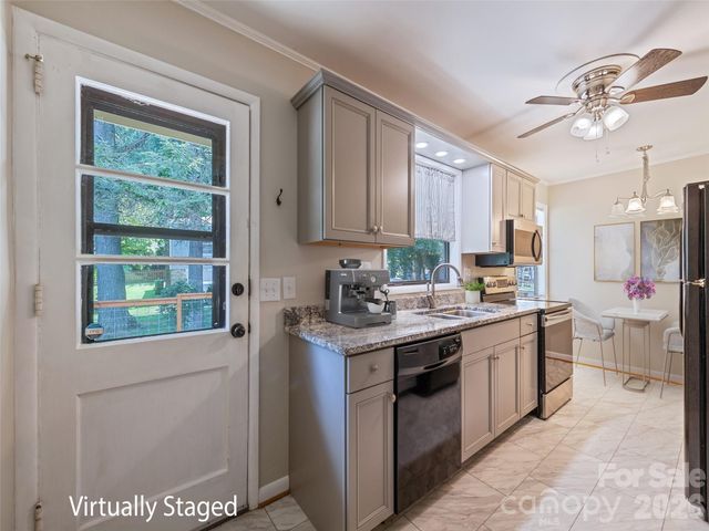 713 Brown Avenue, Waynesville, NC 28786