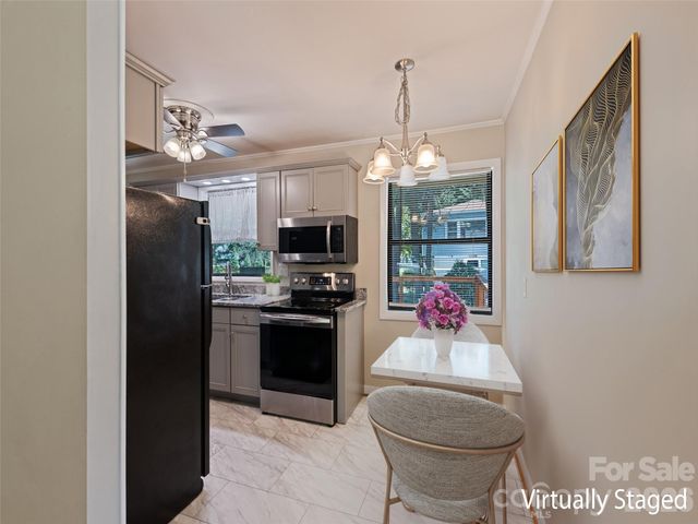 713 Brown Avenue, Waynesville, NC 28786