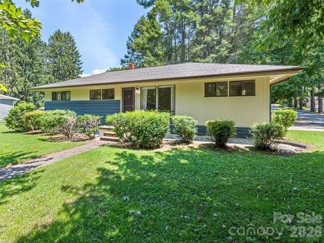 713 Brown Avenue, Waynesville, NC 28786