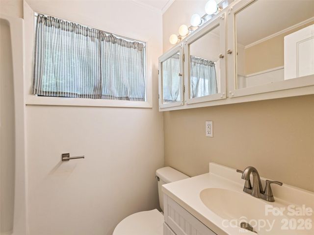 713 Brown Avenue, Waynesville, NC 28786