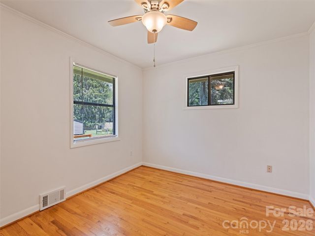 713 Brown Avenue, Waynesville, NC 28786