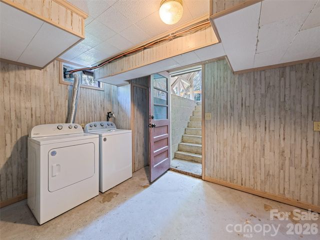 713 Brown Avenue, Waynesville, NC 28786