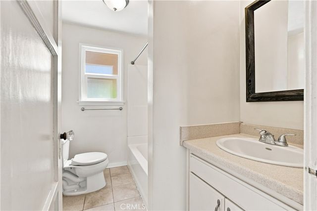 5701 Fair, North Hollywood, CA 91601