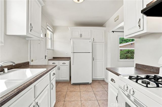 5701 Fair, North Hollywood, CA 91601