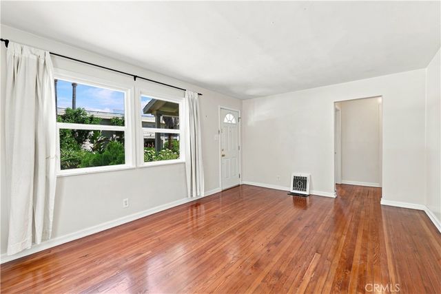 5701 Fair, North Hollywood, CA 91601