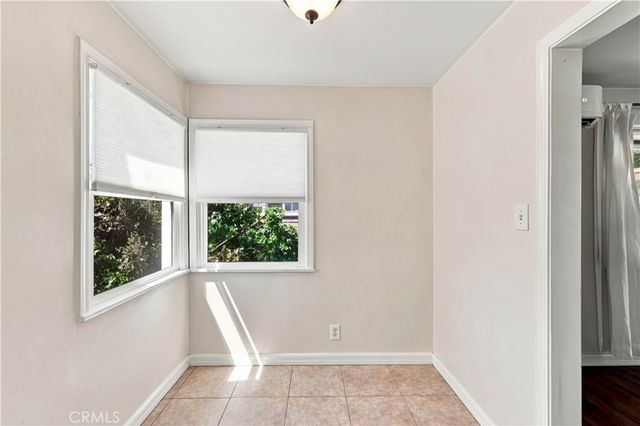 5701 Fair, North Hollywood, CA 91601