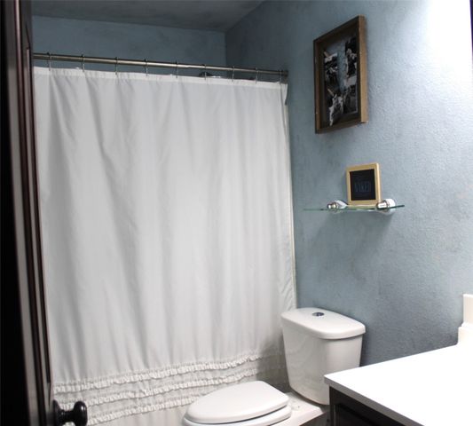 206 Vista Drive, Eustace, TX 75124