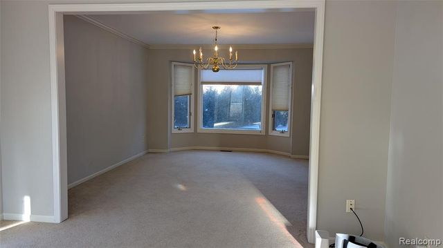 4912 Oak River Drive, Troy, MI 48098