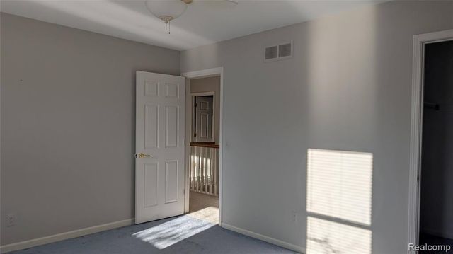 4912 Oak River Drive, Troy, MI 48098