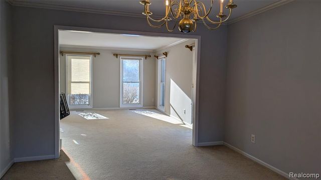 4912 Oak River Drive, Troy, MI 48098