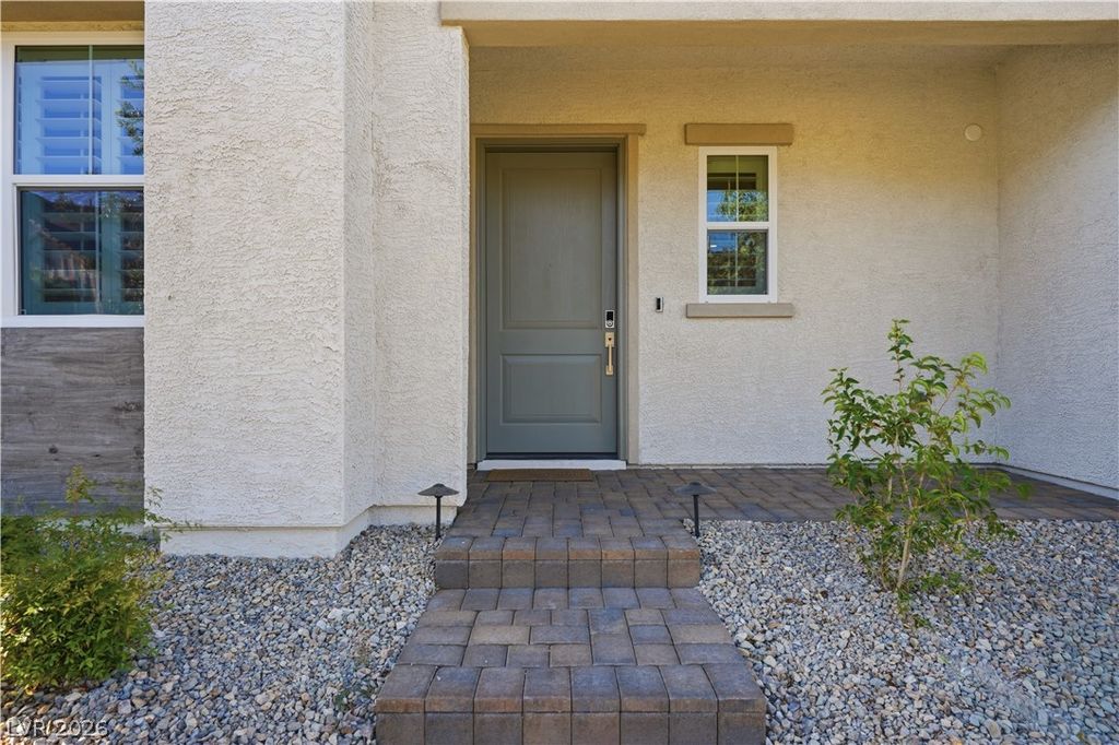 10196 Pleasant Knoll Avenue, Las Vegas, NV 89166 — photo 5
