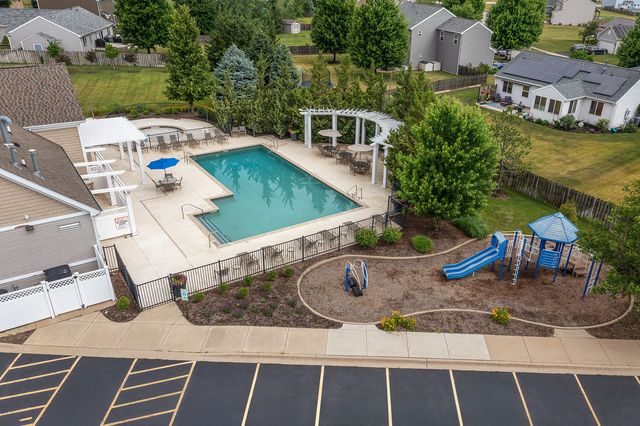 2832 McMurtrie Way, Yorkville, IL 60560